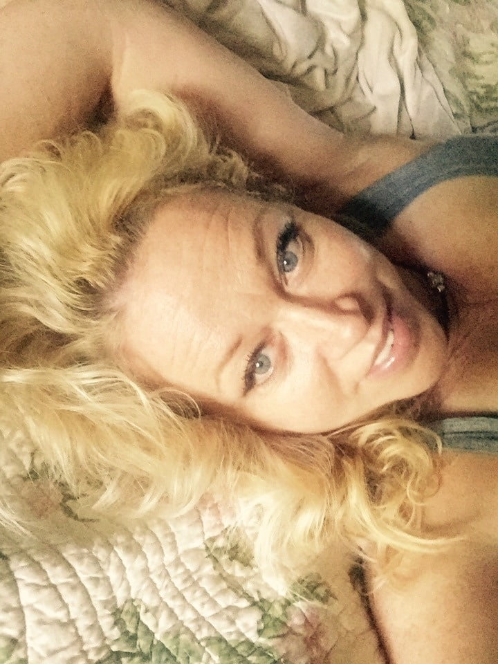 Mi colección de selfies - milfs
 #98789577