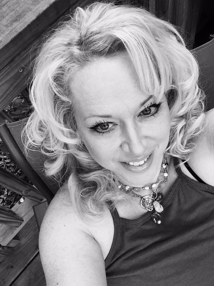 Mi colección de selfies - milfs
 #98789595