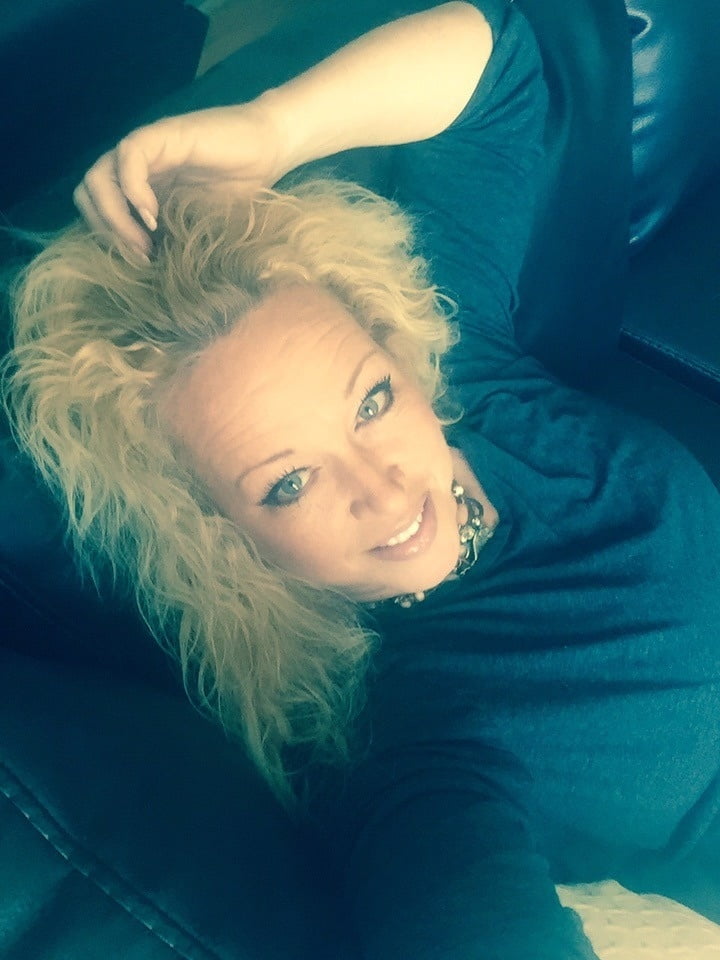 Mi colección de selfies - milfs
 #98789610