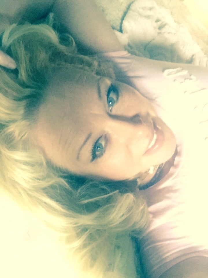 Mi colección de selfies - milfs
 #98789629