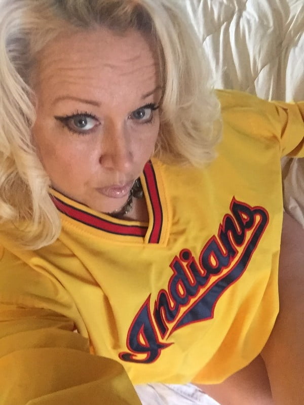 Mi colección de selfies - milfs
 #98789638