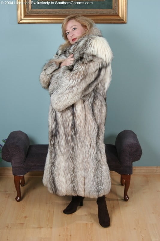 Sexy Woman In Fur #96593230