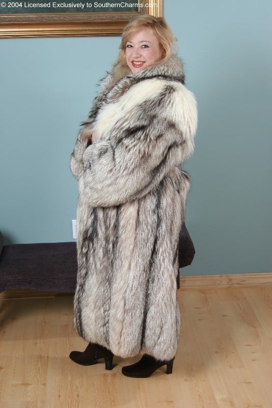Sexy Woman In Fur #96593234