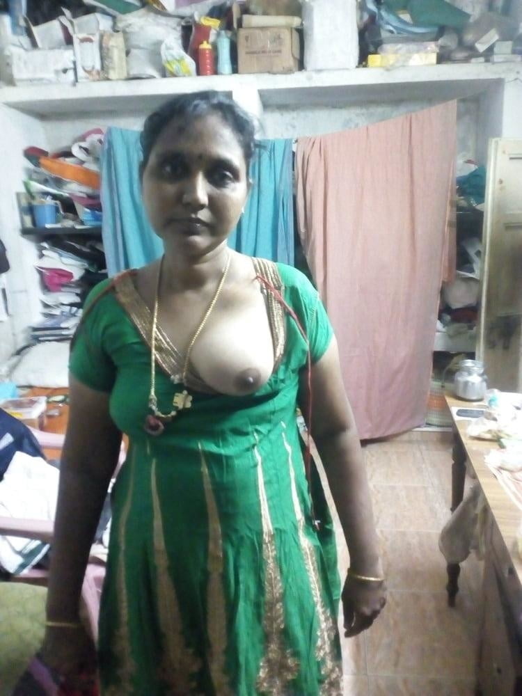 Tamilische indische Frau Milf
 #94636136