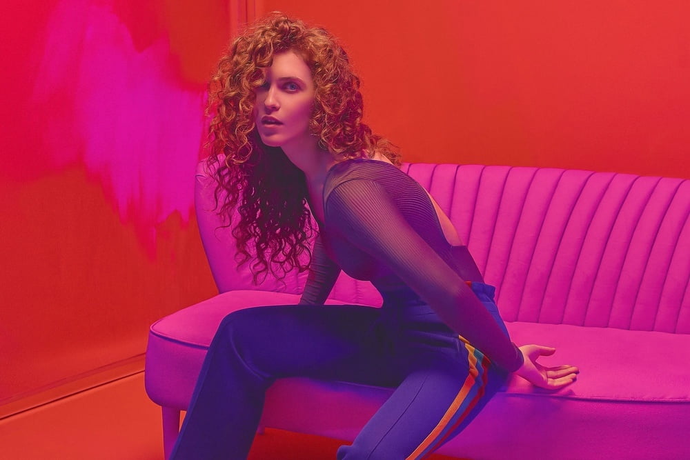 Rae MORRIS オタク系ポップシンガー
 #98760772