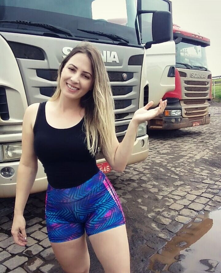 CAMINHONEIRA #98640867