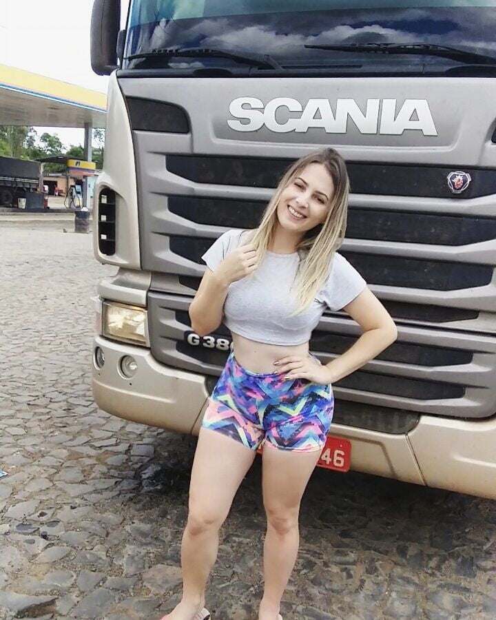 CAMINHONEIRA #98640872
