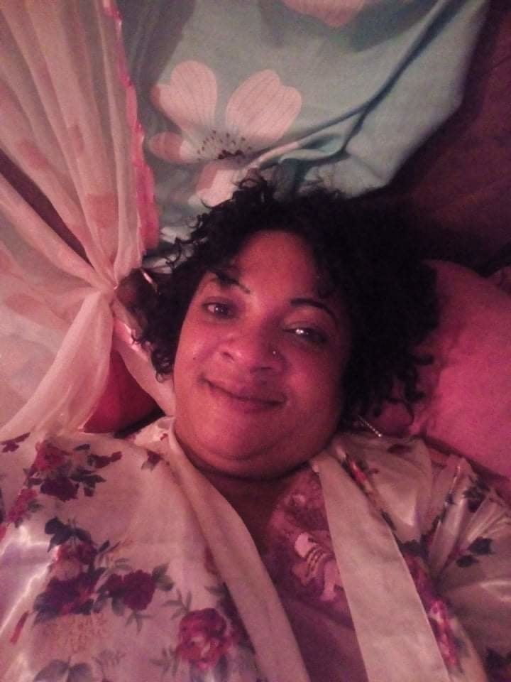 Michaella 40 ans #81079532