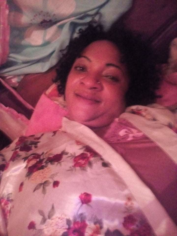 Michaella 40 ans #81079538