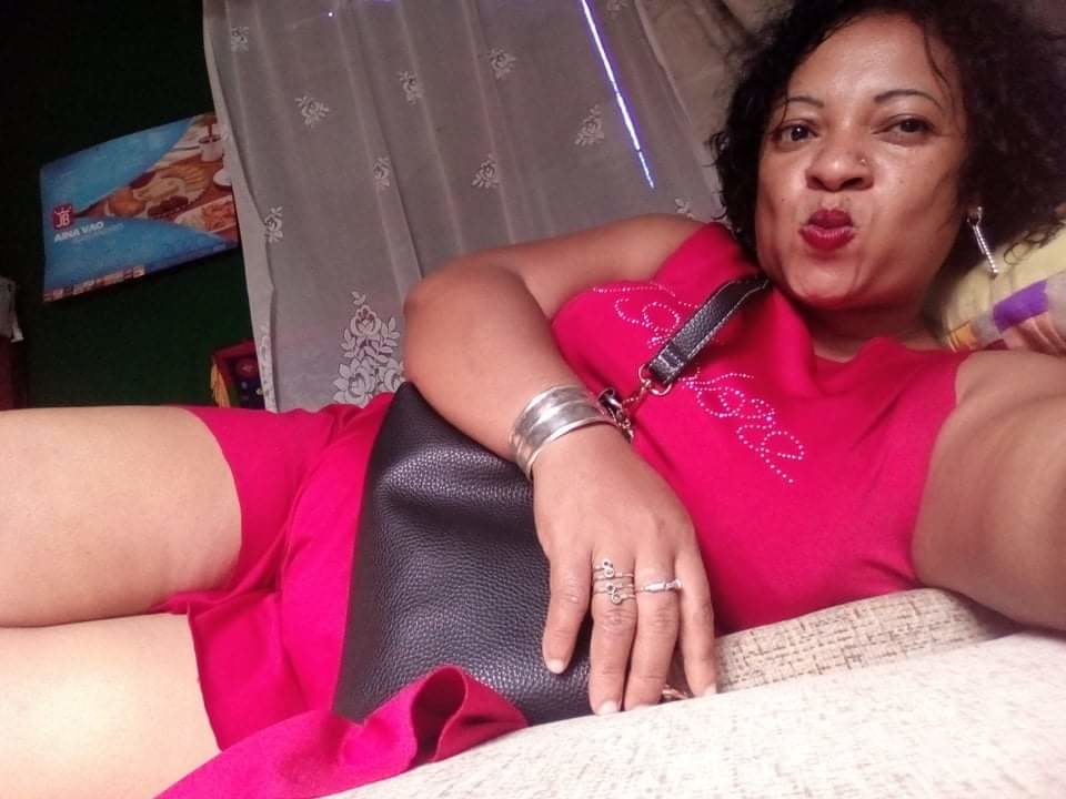 Michaella 40 ans #81079632