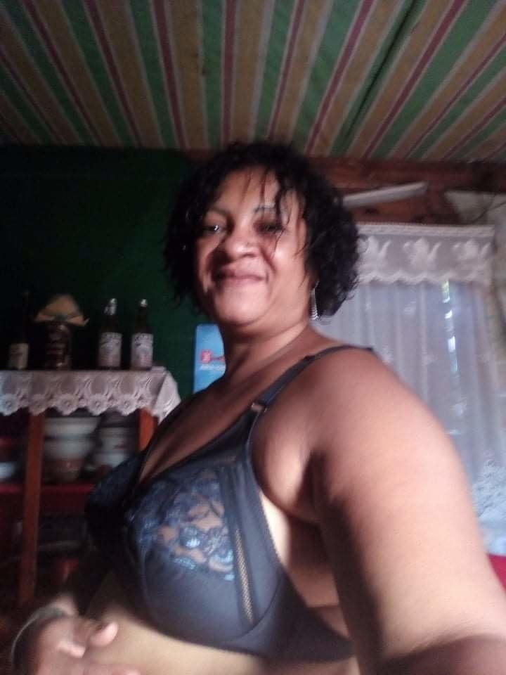 Michaella 40 ans #81079650