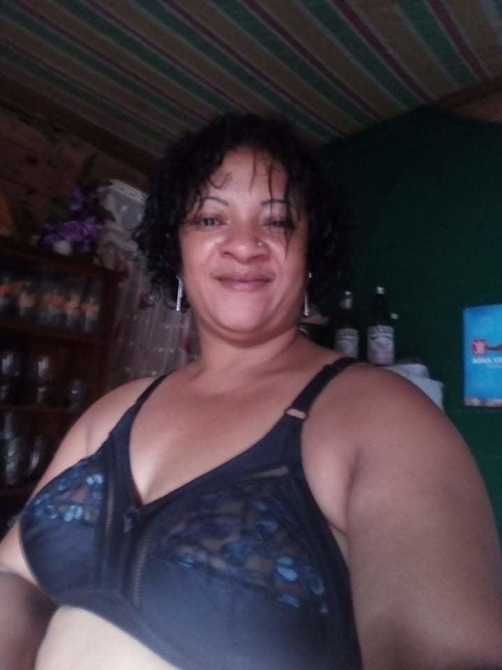 Michaella 40 ans #81079653