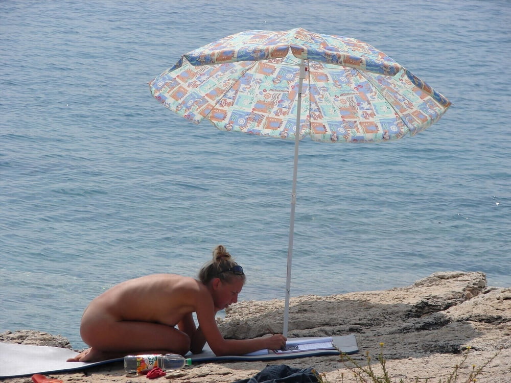 Disfrutando al aire libre 267
 #96428918