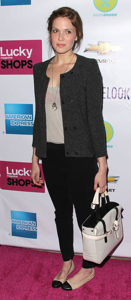 Mandy moore - lucky magazine's lucky shops la (7 abril 2011)
 #87481692