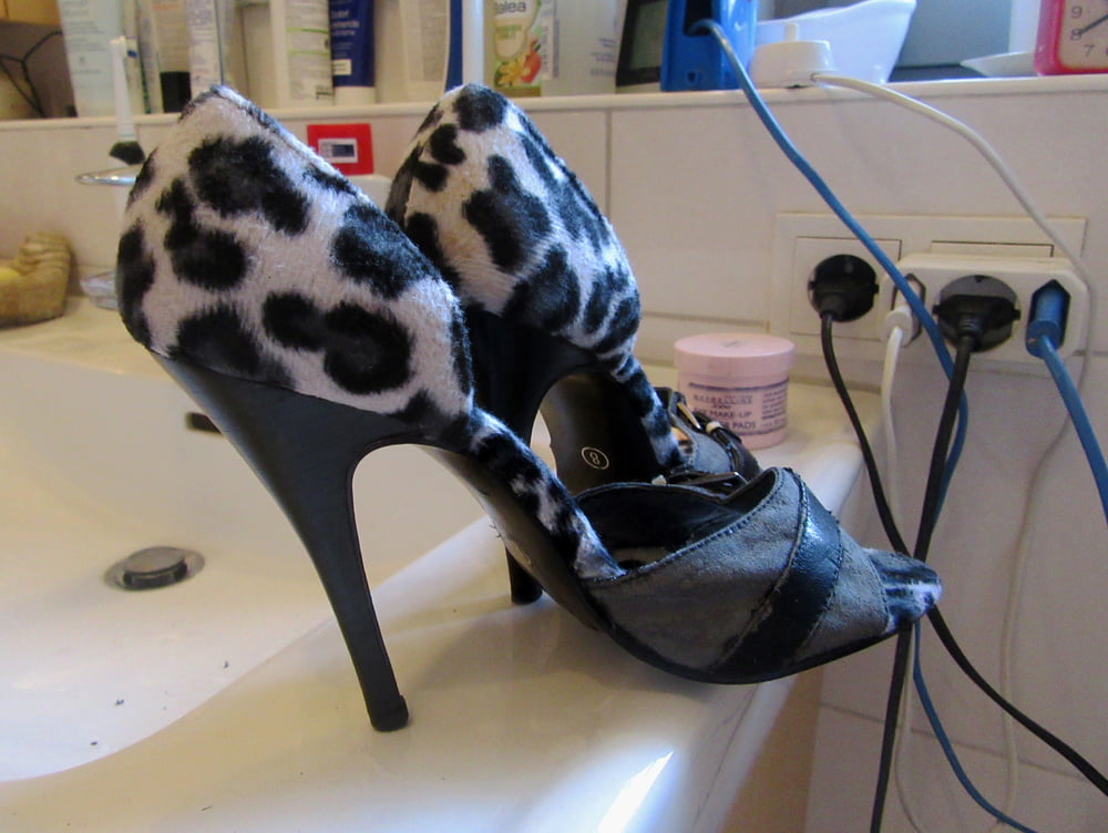 black and white tiger heels of my cougar #106828410
