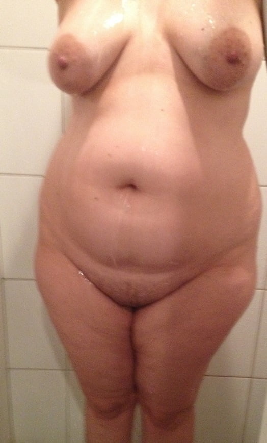 Chubby Mädchen mit großen Titten
 #102899892