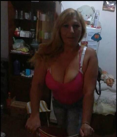 Madura Colina y Tetona #93854191