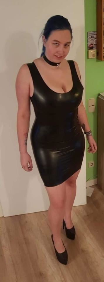 Latex Rubber Milf Mature BBW March issue #105295270