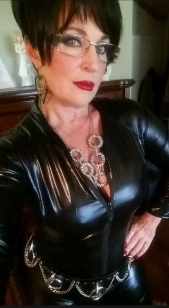Latex Rubber Milf Mature BBW March issue #105295867