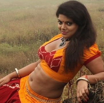 actress navel #88716463