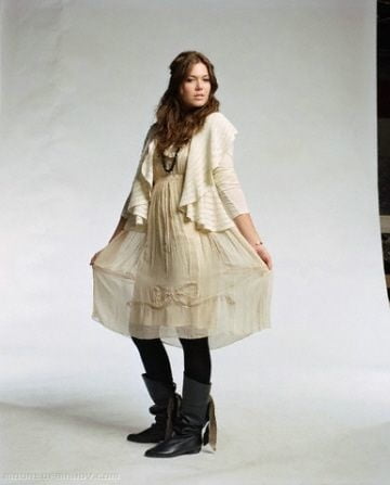 Mandy Moore - Dedication Cast Portraits (2007) #82301795