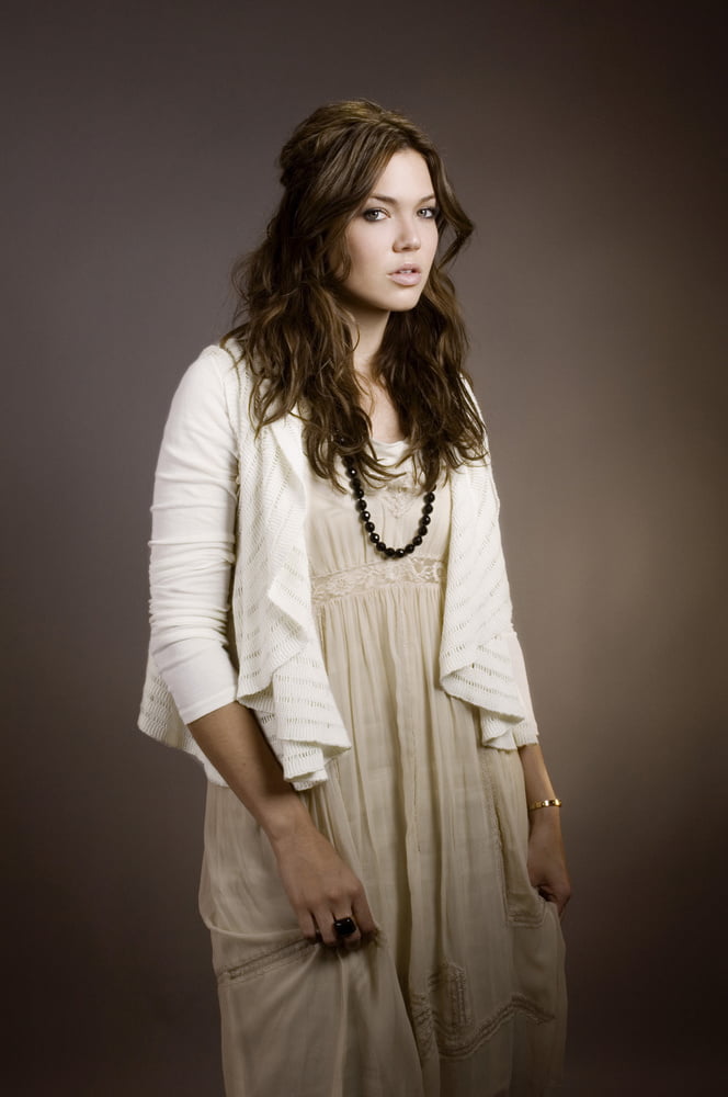 Mandy moore - dedica ritratti cast (2007)
 #82301834