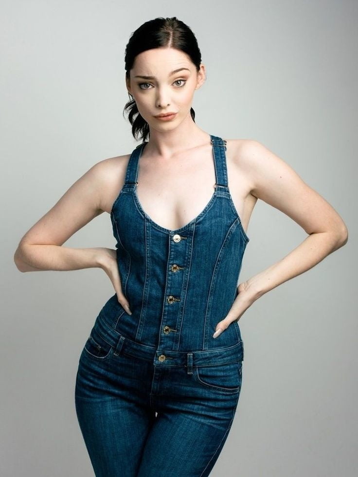 Emma dumont tiny dancer
 #95138079