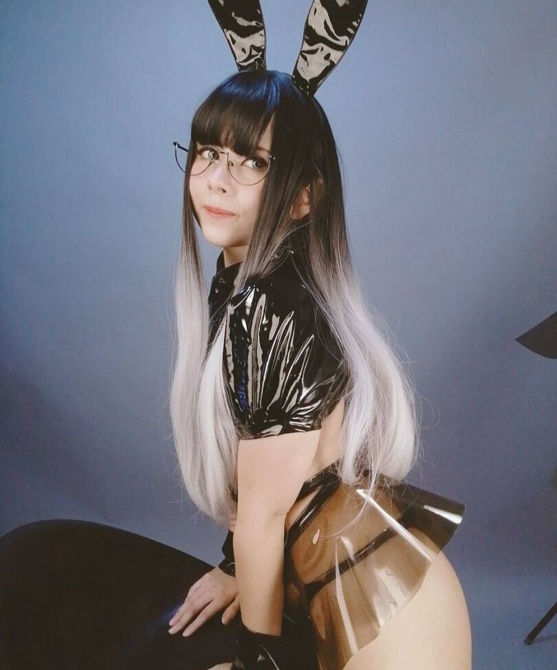 Whiterabbit.exe nude #109686693
