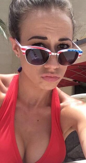 Colleen Ballinger desnuda #108096886