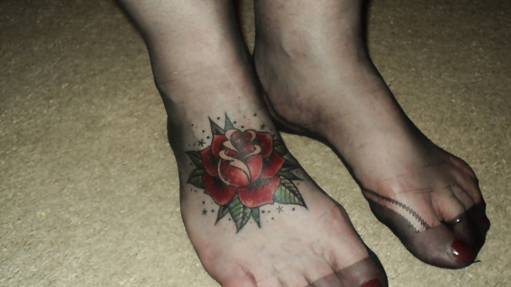 more fake foot tattoo #106932182