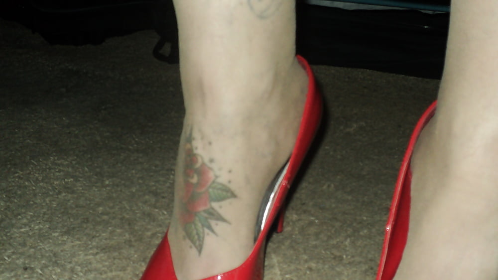 more fake foot tattoo #106932203