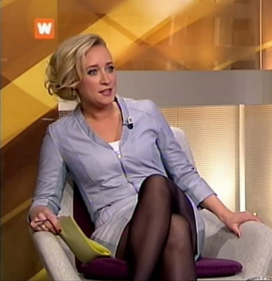 オランダのテレビ番組の乳房のエバ・ジネック
 #80253024