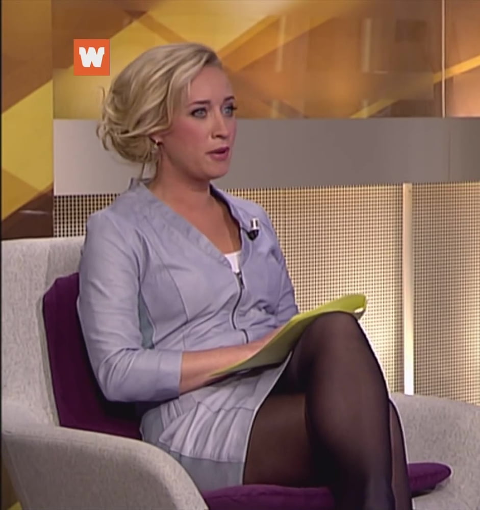 オランダのテレビ番組の乳房のエバ・ジネック
 #80253239