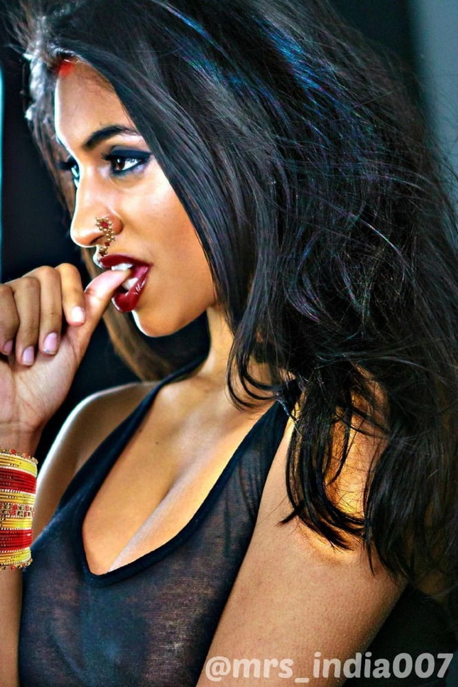 Nacktes Model Savitha Singh Porno Bilder Sex Fotos Xxx Bilder 3907702 Pictoa