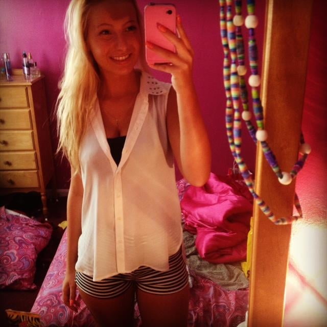 露出した妻たち 11
 #93891152