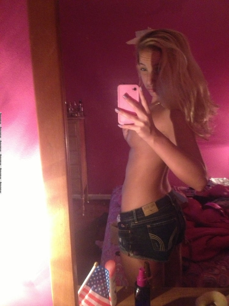 露出した妻たち 11
 #93891167