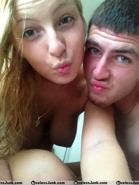 露出した妻たち 11
 #93891208