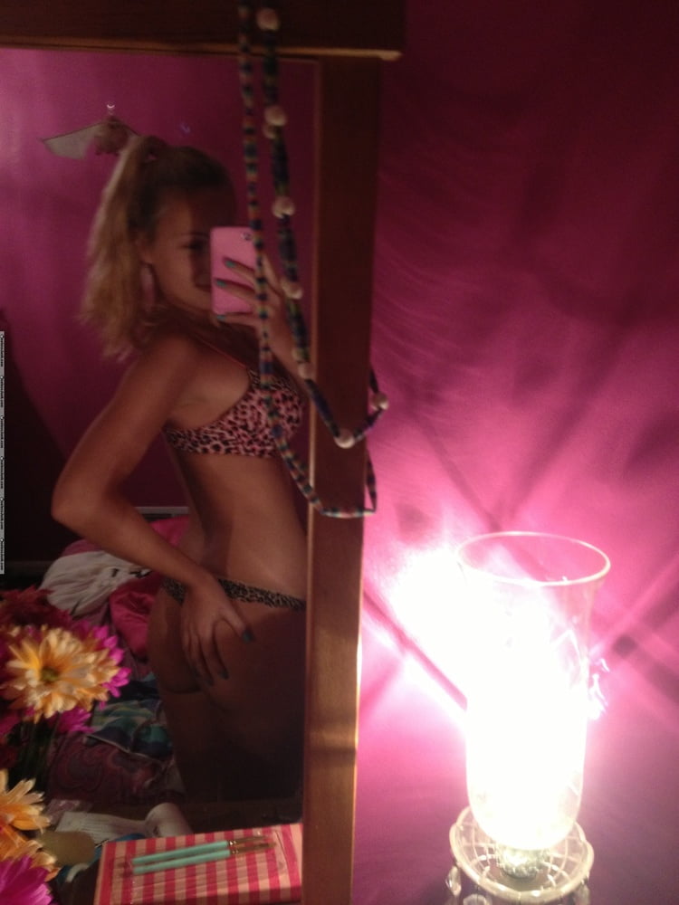 露出した妻たち 11
 #93891220