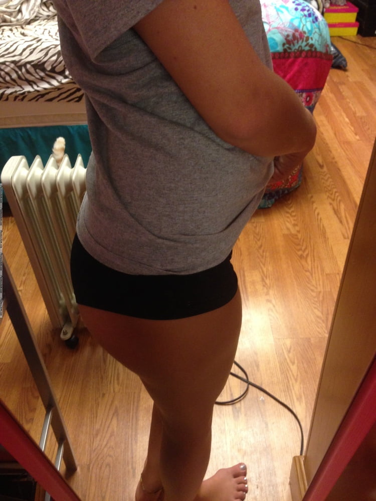 露出した妻たち 11
 #93891409