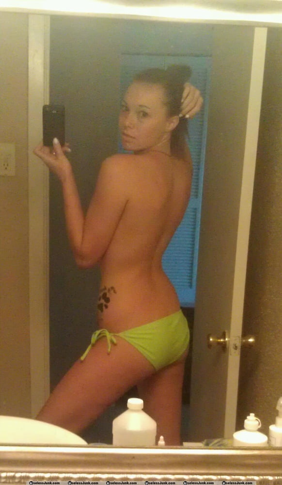 露出した妻たち 11
 #93891413