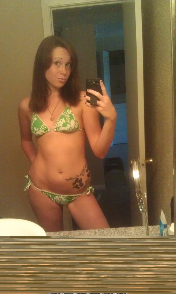 露出した妻たち 11
 #93891459