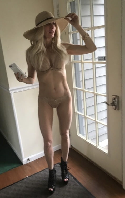 Fit as fuck blonde MILF with big fake tits #92135310
