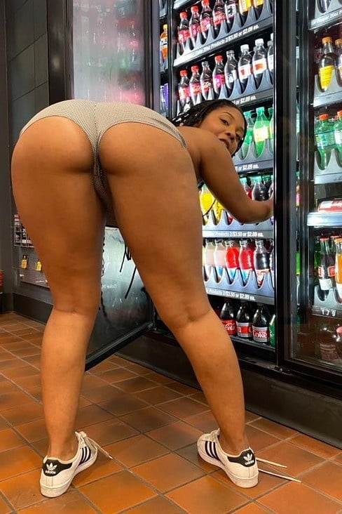 Dat ass #21
 #90400881