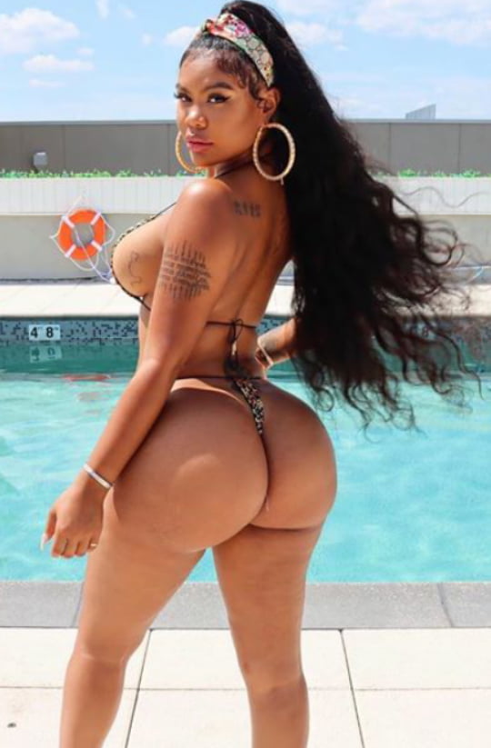 Dat ass #21
 #90400946