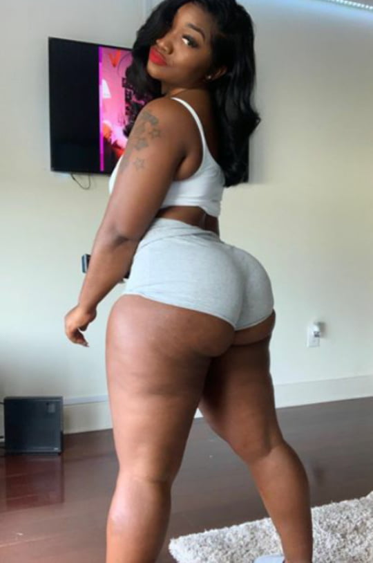 Dat ass #21
 #90400987