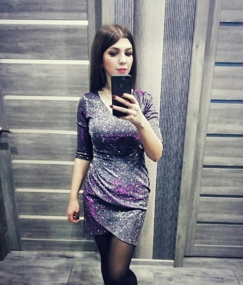 Ma di troie ce ne son tante...? e di donne...?
 #101842318