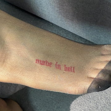 Ma di troie ce ne son tante...? e di donne...?
 #101842606