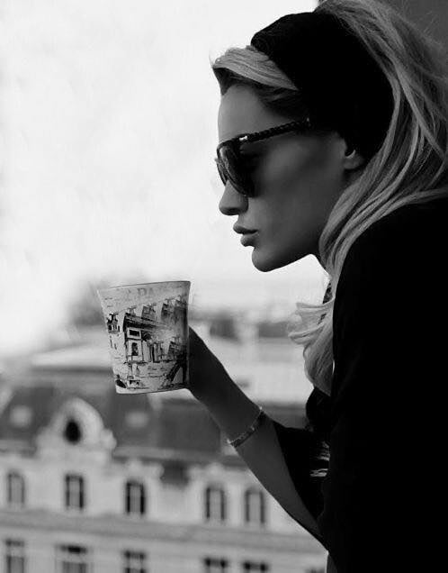 Ma di troie ce ne son tante...? e di donne...?
 #101843194