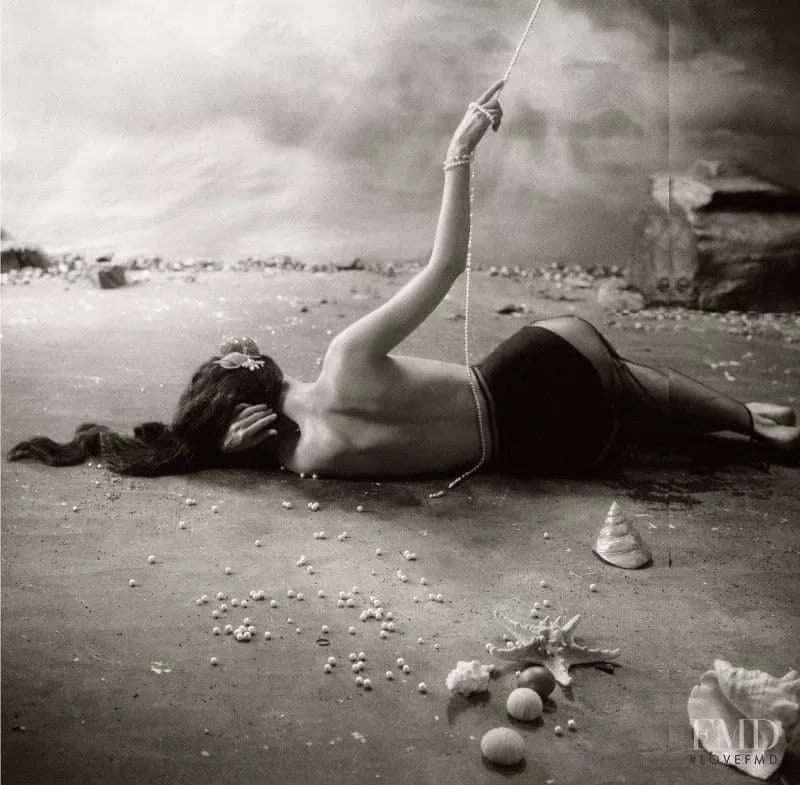 Ma di troie ce ne son tante...? e di donne...?
 #101843336