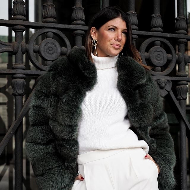 Ma di troie ce ne son tante...? e di donne...?
 #101843375